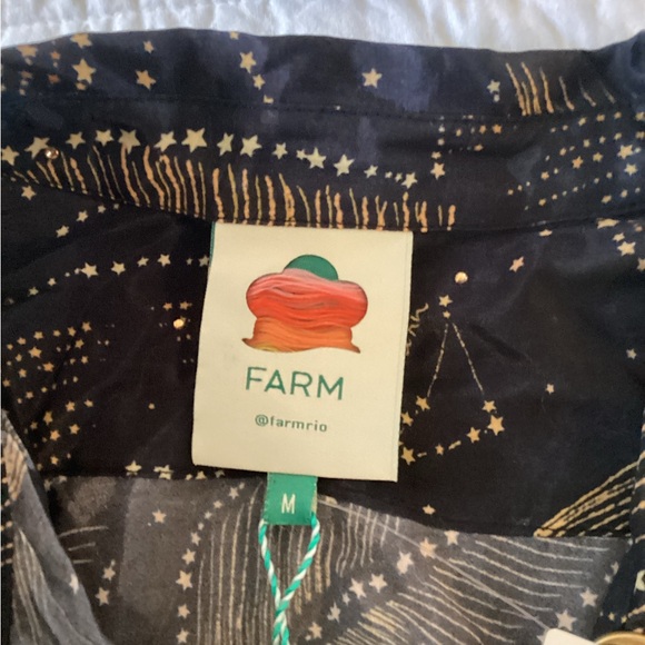 FARM Rio Black and Gold Patterned Top - Picture 2 of 4